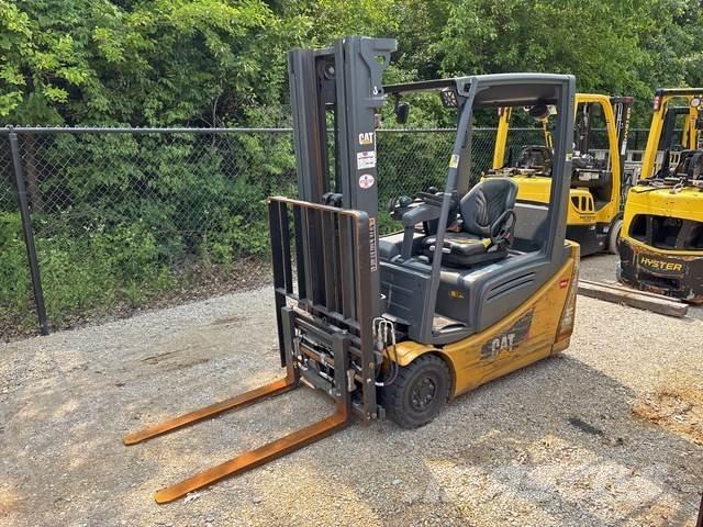 CAT 2ET3000 Elektrostapler