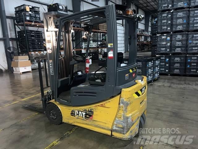 CAT 2ET3000 Elektrostapler