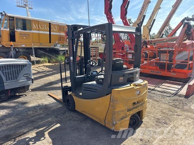 CAT 2ET4000 Elektrostapler