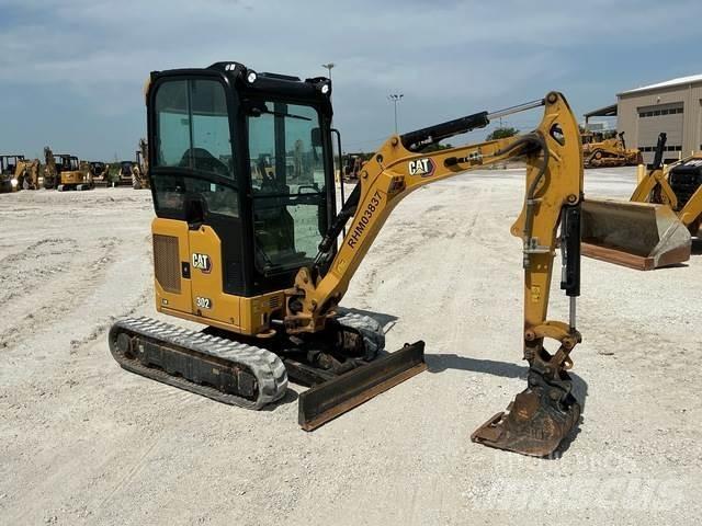 CAT 302 CR Raupenbagger
