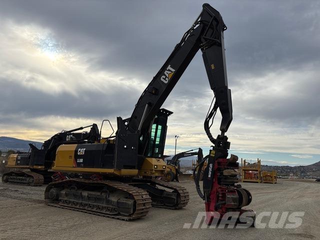 CAT 320D2FM Holzspalter