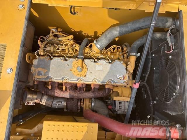 CAT 323GC Raupenbagger