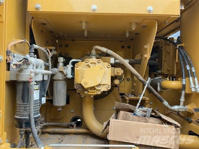 CAT 323GX Raupenbagger