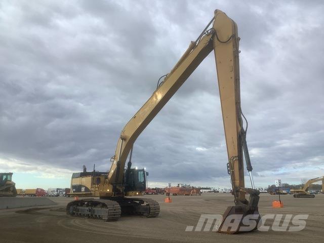 CAT 374D L Raupenbagger