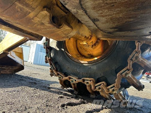 CAT 525C Stammholzschlepper