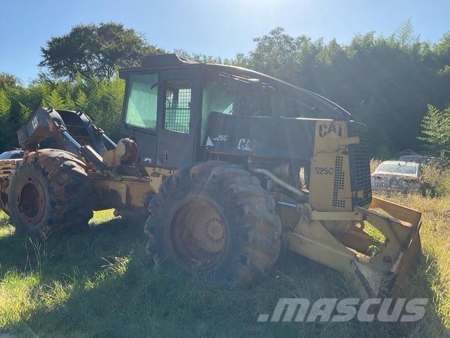 CAT 525C Stammholzschlepper