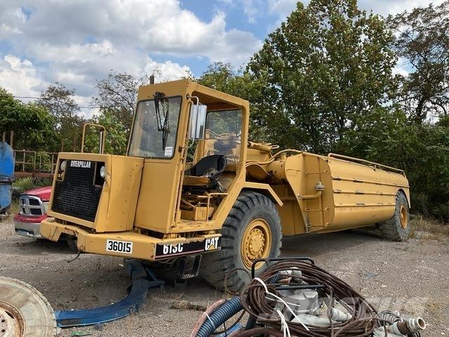 CAT 613C Wassertanker
