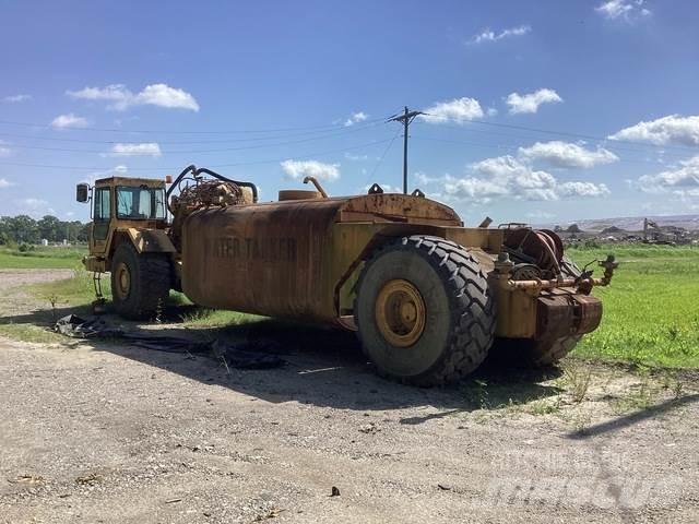 CAT 615C Wassertanker