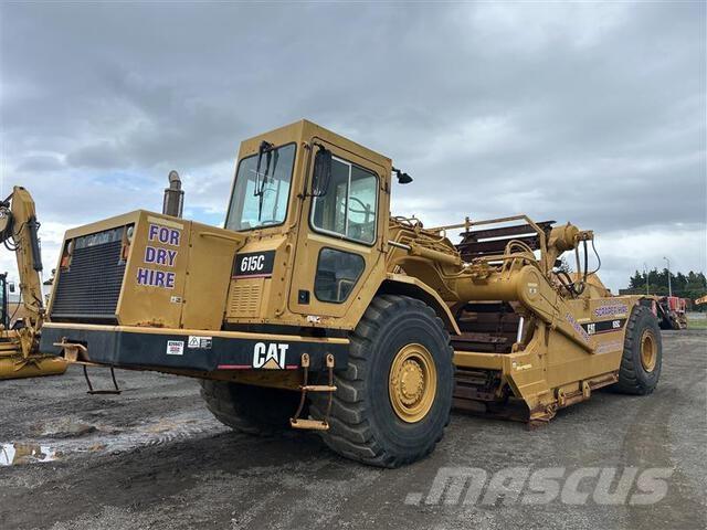 CAT 615C Schaber