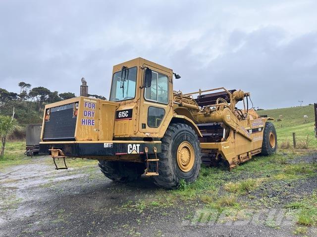 CAT 615C Schaber