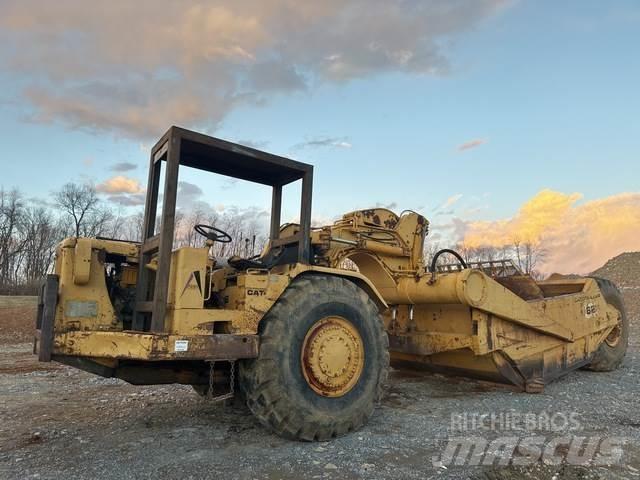 CAT 621 Schaber