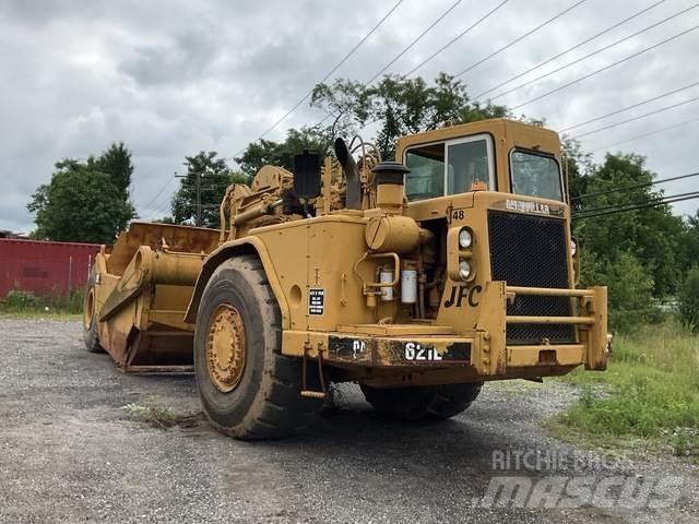 CAT 621B Schaber