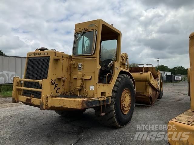 CAT 621B Schaber