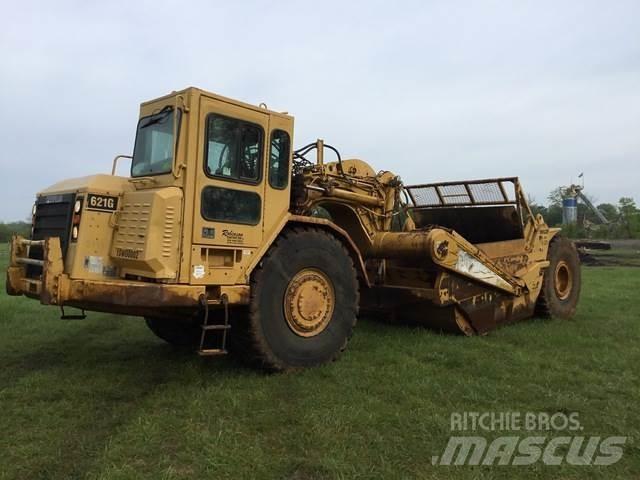 CAT 621G Schaber