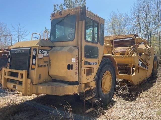 CAT 623 Schaber