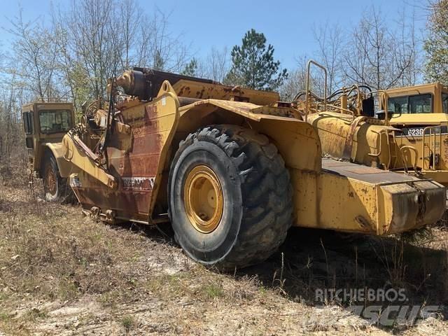 CAT 623F Schaber