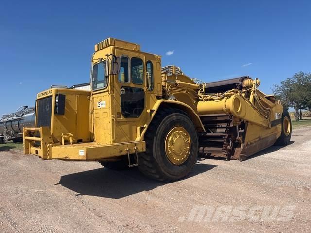 CAT 633D Schaber