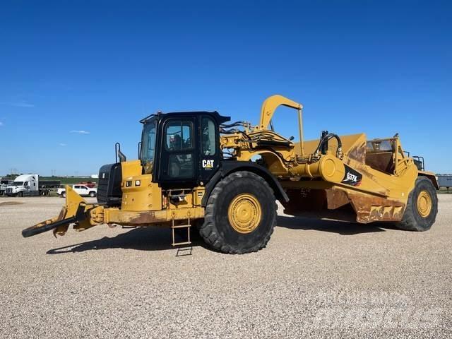 CAT 637K Schaber