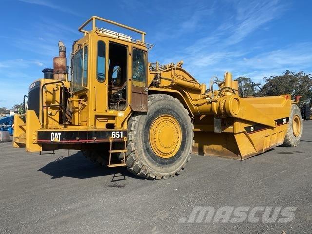 CAT 651 Wassertanker
