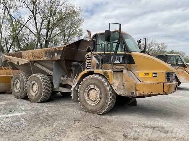 CAT 730 Dumper - Knickgelenk