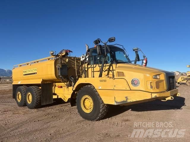 CAT 730C Wassertanker
