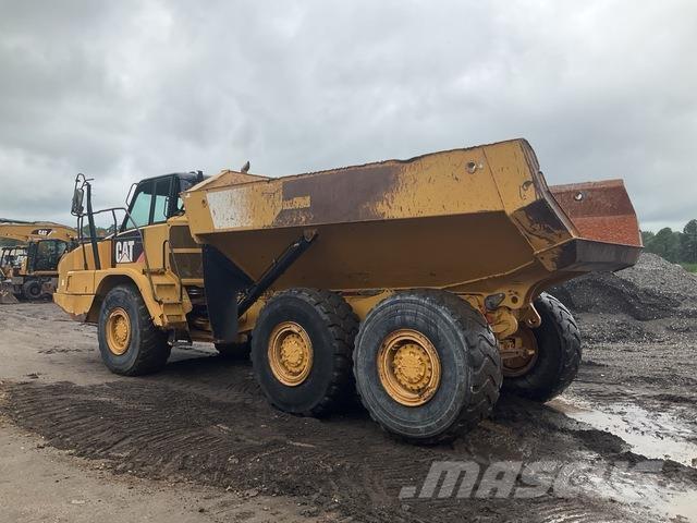 CAT 730C Dumper - Knickgelenk