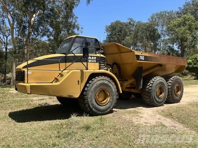 CAT 740 Dumper - Knickgelenk