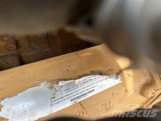CAT 740 Dumper - Knickgelenk