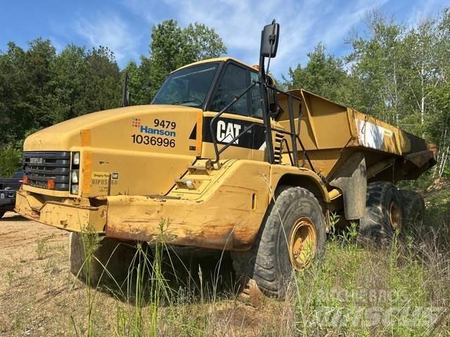 CAT 740 Dumper - Knickgelenk