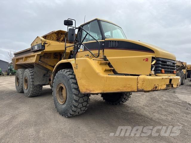 CAT 740 Dumper - Knickgelenk