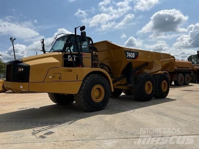 CAT 740B Dumper - Knickgelenk