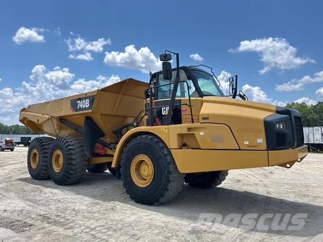 CAT 740B Dumper - Knickgelenk