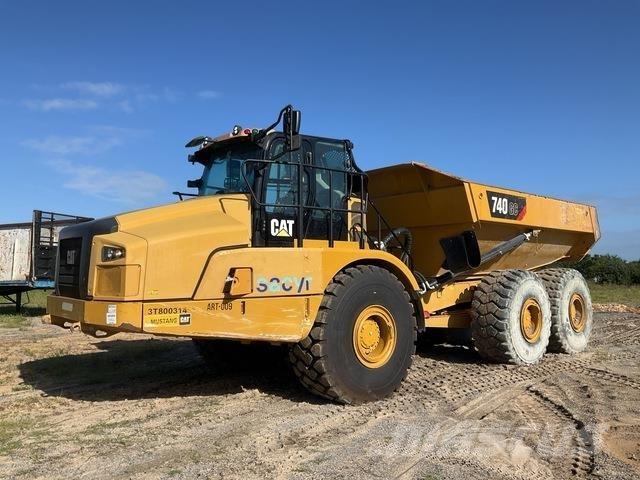 CAT 740GC Dumper - Knickgelenk