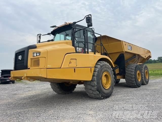 CAT 745 Dumper - Knickgelenk