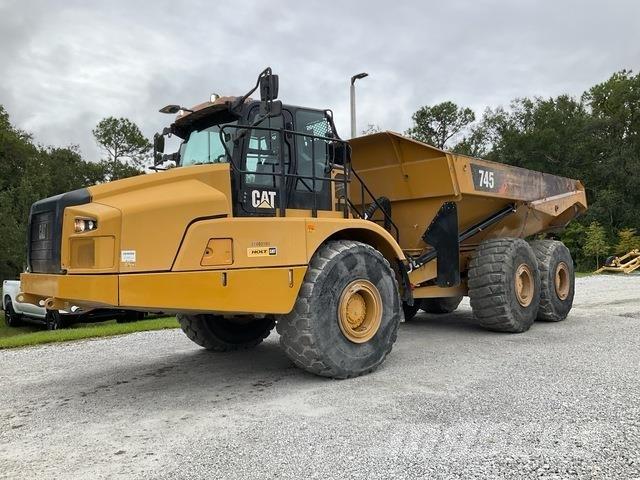 CAT 745 Dumper - Knickgelenk