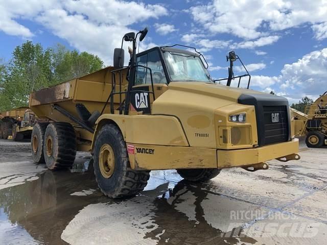 CAT 745C Dumper - Knickgelenk