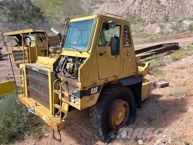 CAT 769C Dumper - Knickgelenk