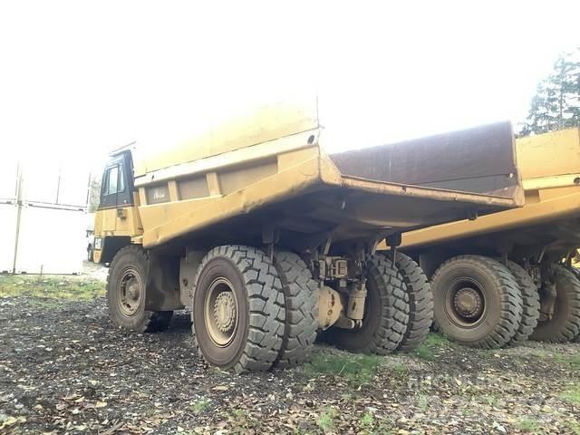 CAT 769D Dumper - Knickgelenk