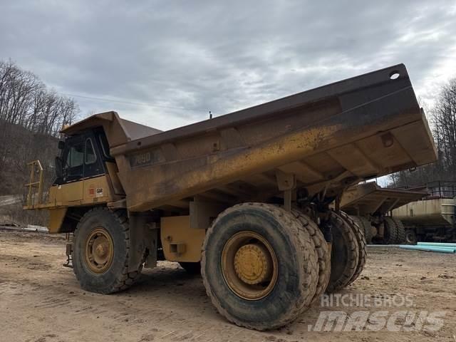 CAT 769D Dumper - Knickgelenk