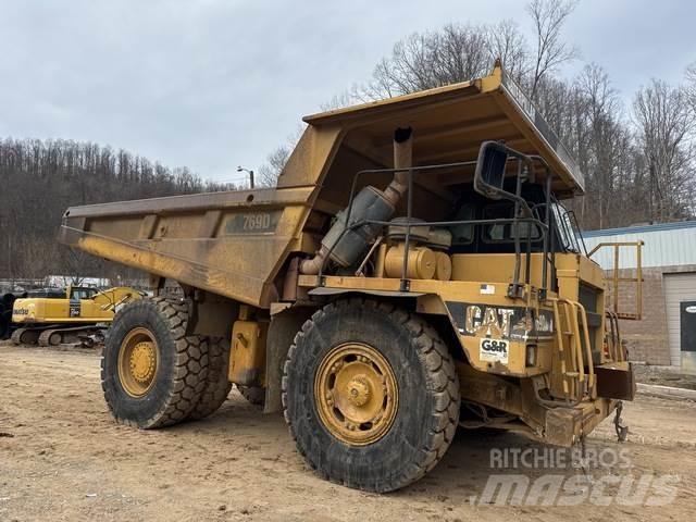 CAT 769D Dumper - Knickgelenk