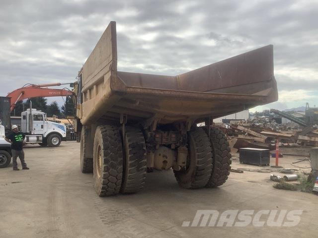 CAT 769D Dumper - Knickgelenk