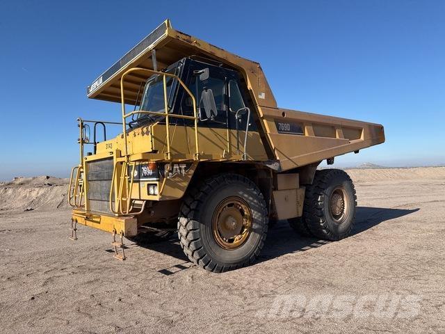 CAT 769D Dumper - Knickgelenk