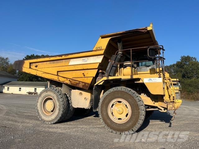 CAT 771D Dumper - Knickgelenk