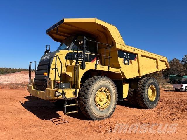 CAT 772 Dumper - Knickgelenk