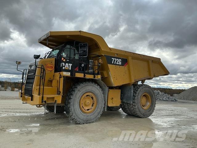 CAT 772G Dumper - Knickgelenk