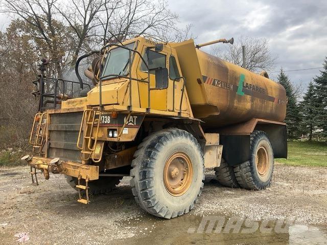 CAT 773B Wassertanker