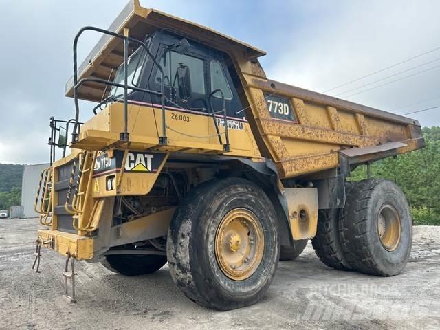 CAT 773D Dumper - Knickgelenk