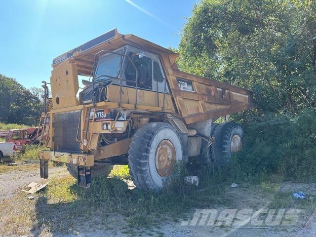 CAT 773D Dumper - Knickgelenk