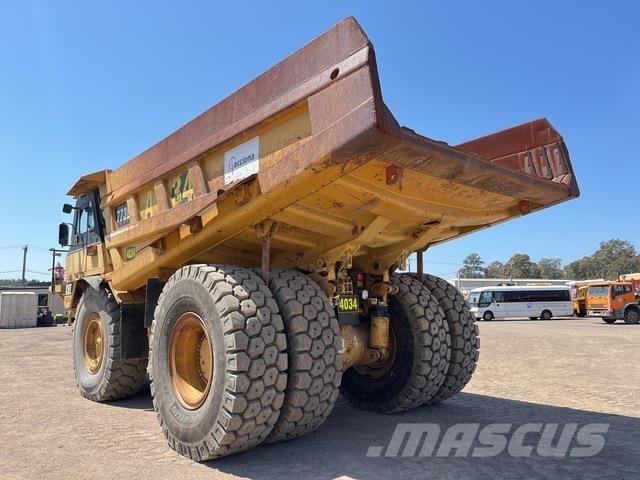 CAT 773D Dumper - Knickgelenk