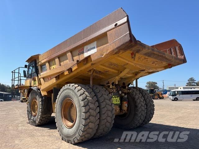 CAT 773D Dumper - Knickgelenk